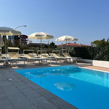 Hotel Renata ラツィーゼ エクステリア 写真