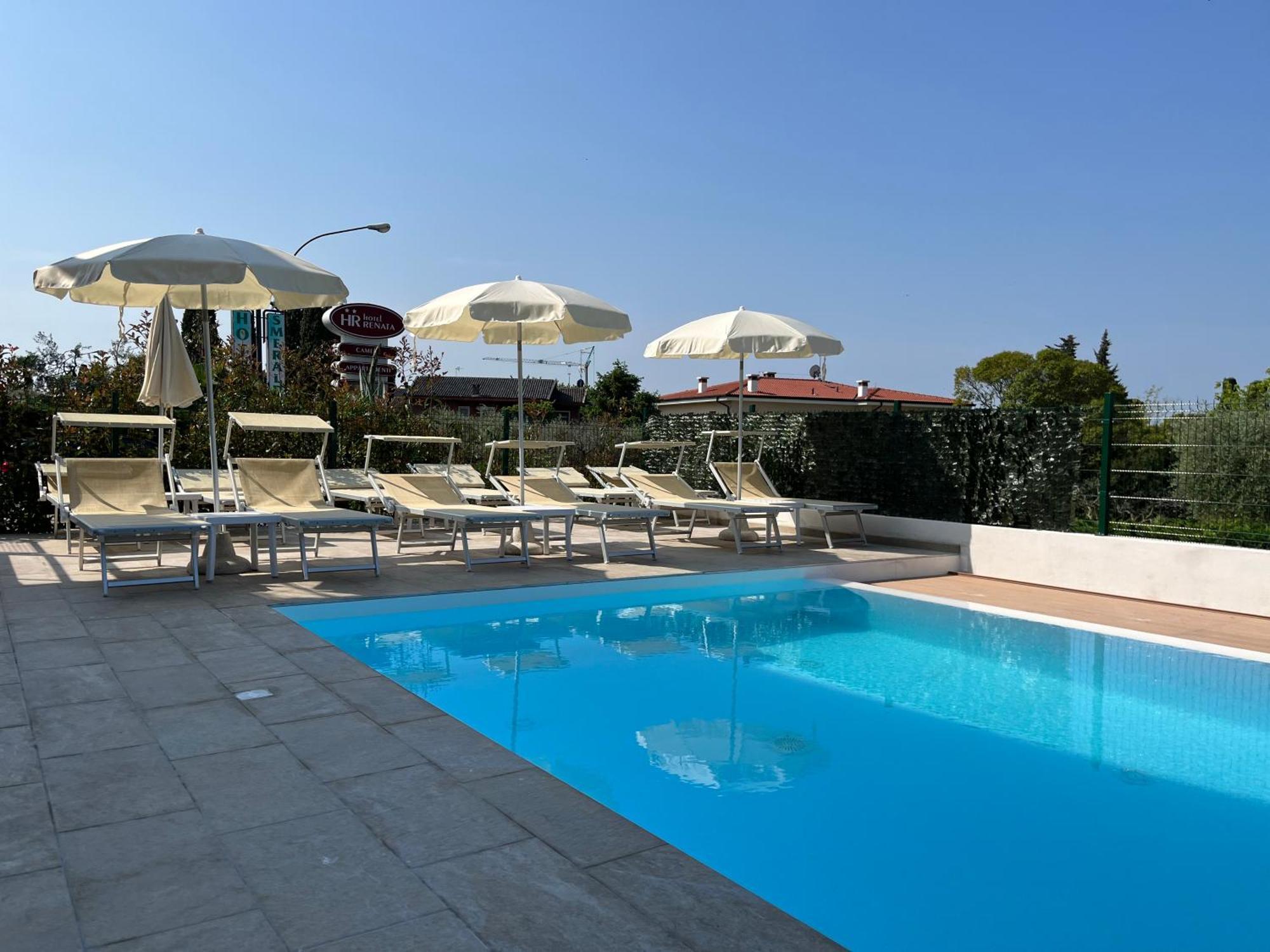 Hotel Renata ラツィーゼ エクステリア 写真